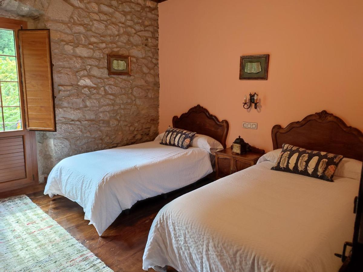 Agroturismo La Casona De Belmonte Ovinana  Ruang foto