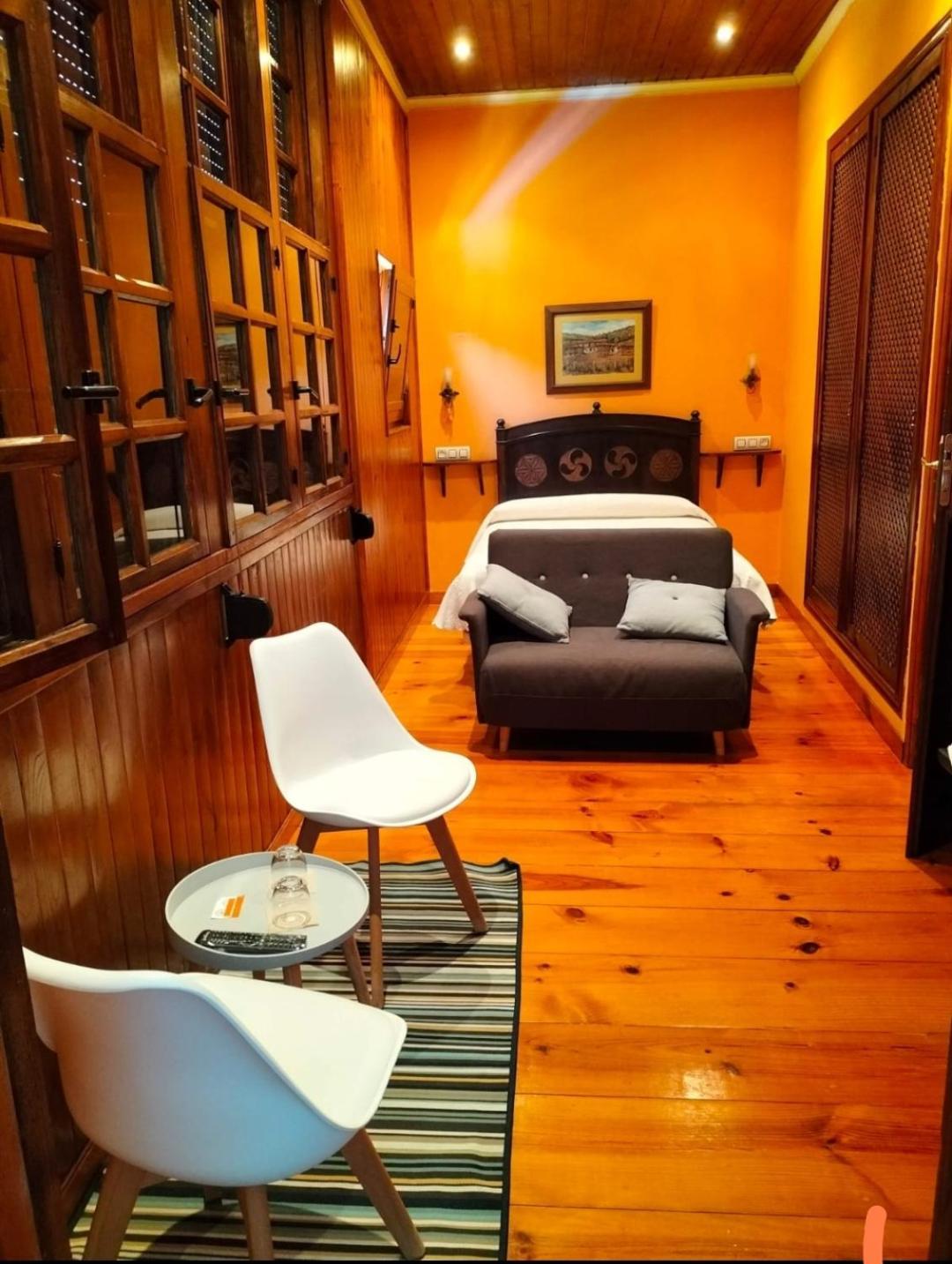 Agroturismo La Casona De Belmonte Ovinana  Bagian luar foto