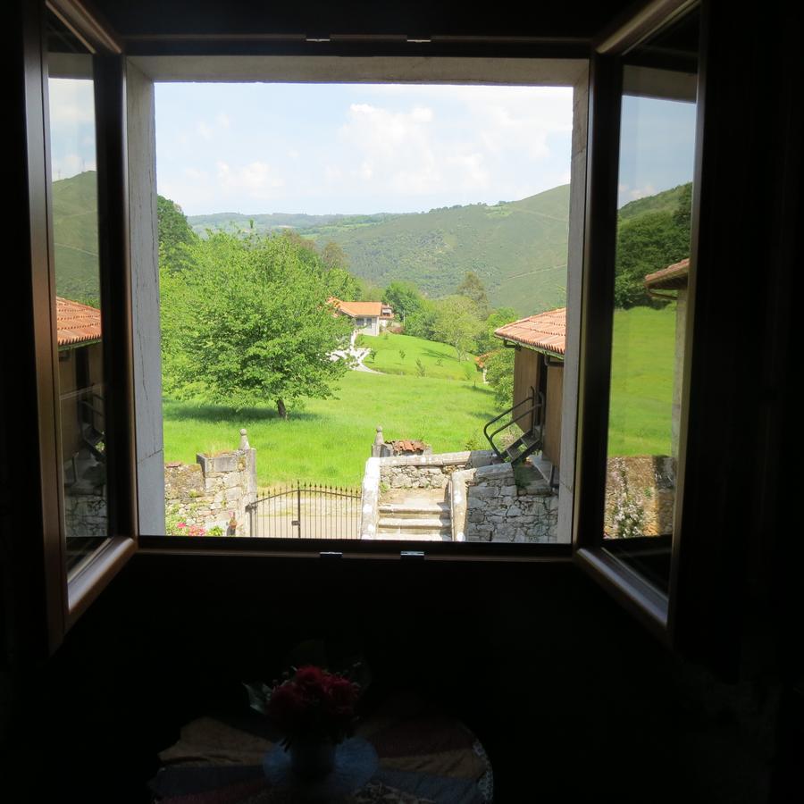 Agroturismo La Casona De Belmonte Ovinana  Bagian luar foto