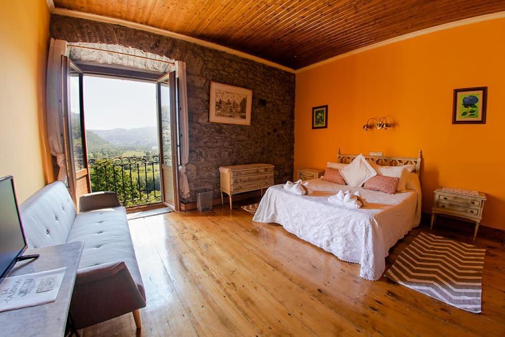 Agroturismo La Casona De Belmonte Ovinana  Bagian luar foto